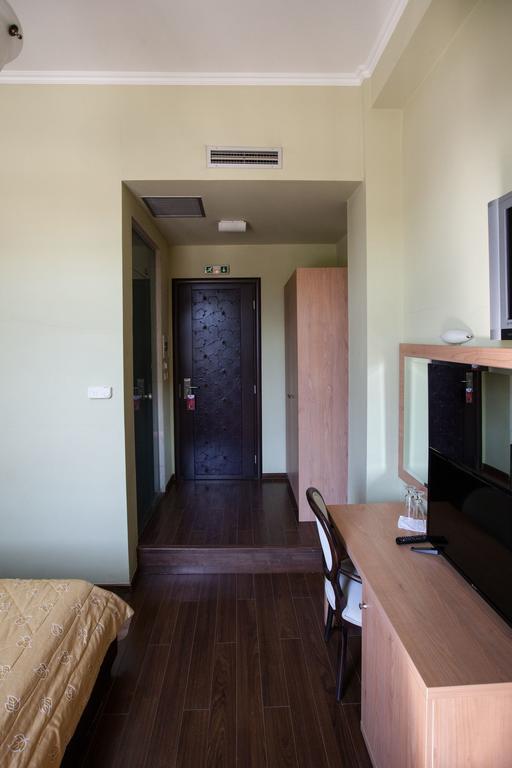 Ermionio Hotel Козані Екстер'єр фото
