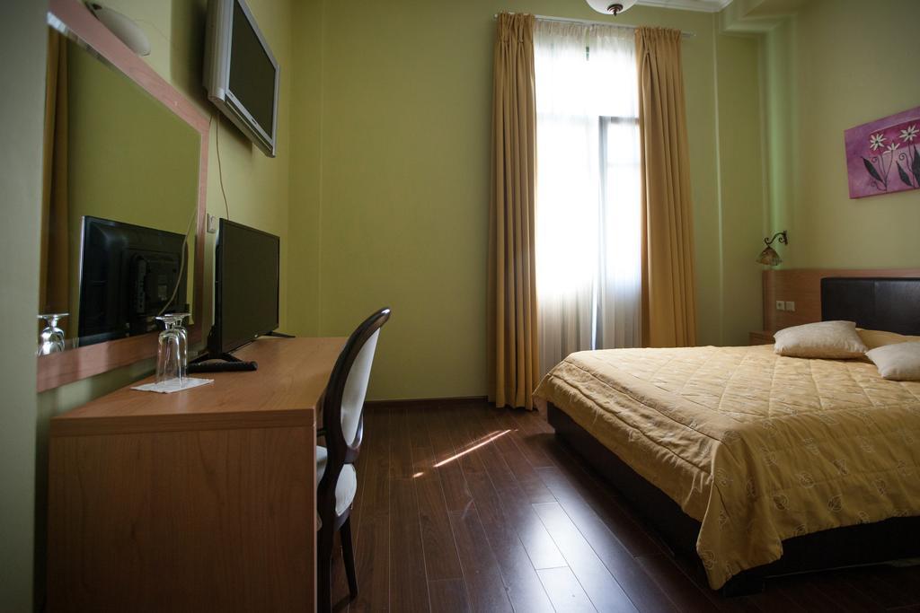 Ermionio Hotel Козані Екстер'єр фото